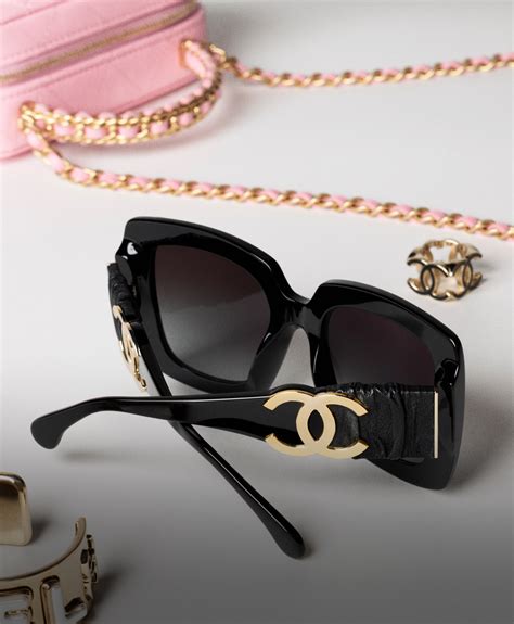 lunette de soleil chanel rose|lunette soleil femme chanel.